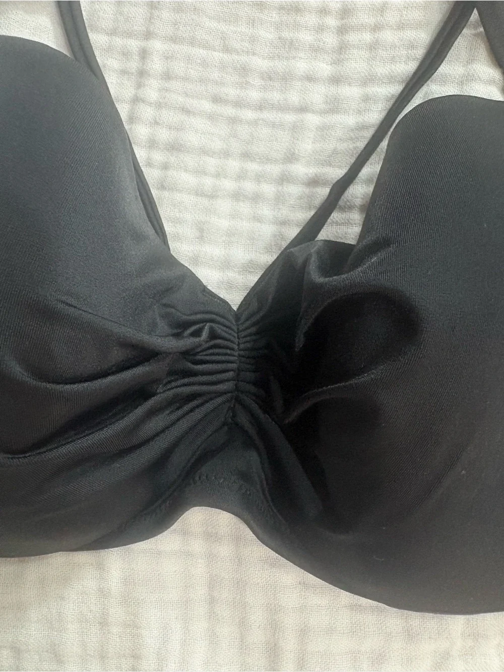 smart & sexy Black Halter Push-Up Bikini Top with Ruching